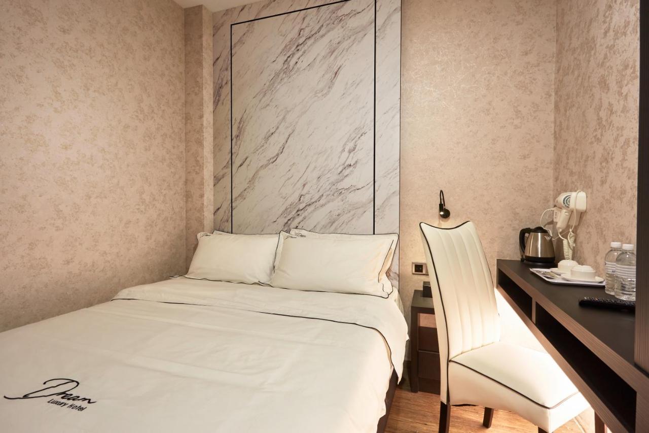 Dream Luxury Hotel Muar Exterior foto