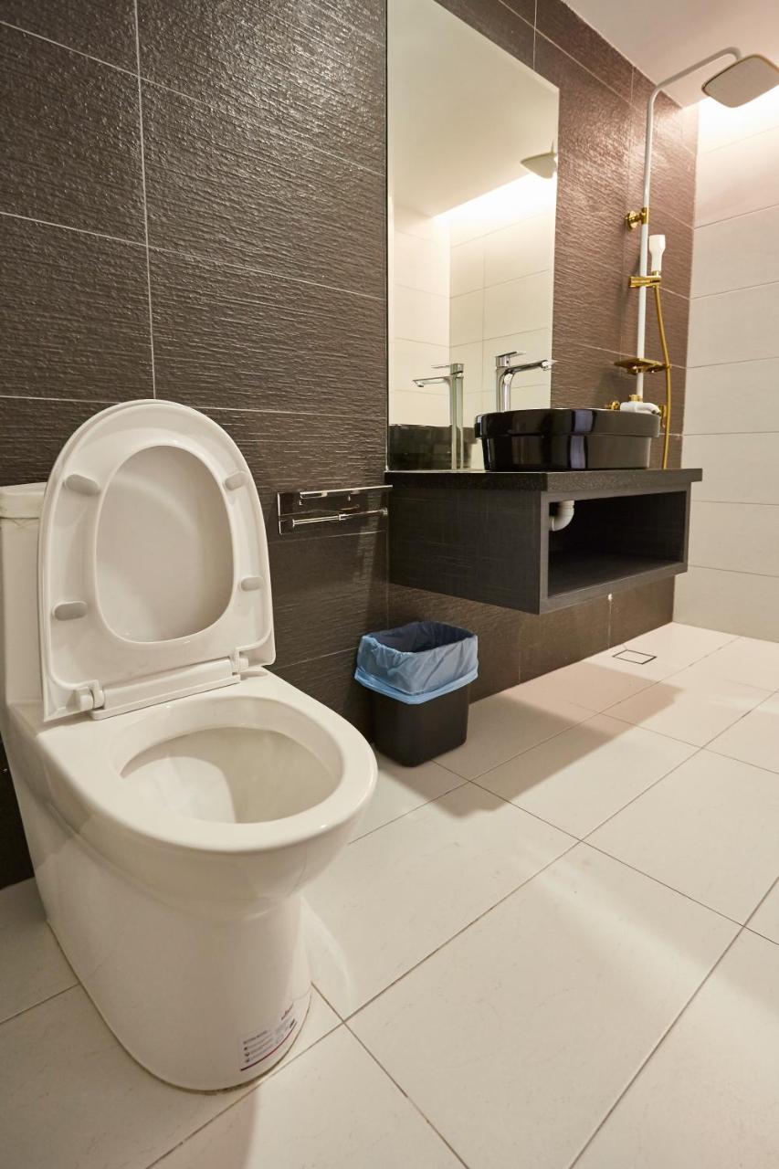 Dream Luxury Hotel Muar Exterior foto