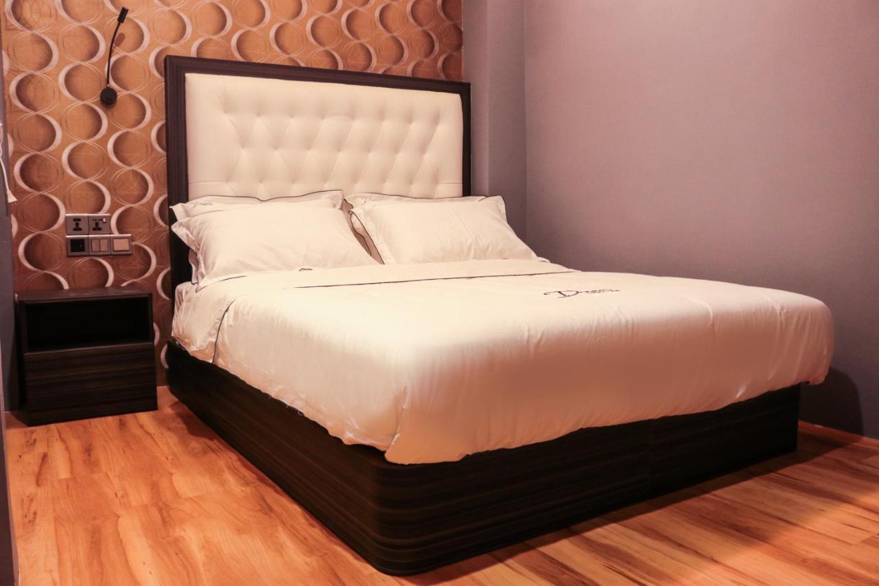 Dream Luxury Hotel Muar Exterior foto